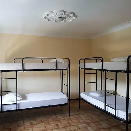 Guest house Yaholidays *