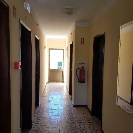 Yaholidays Guest house *