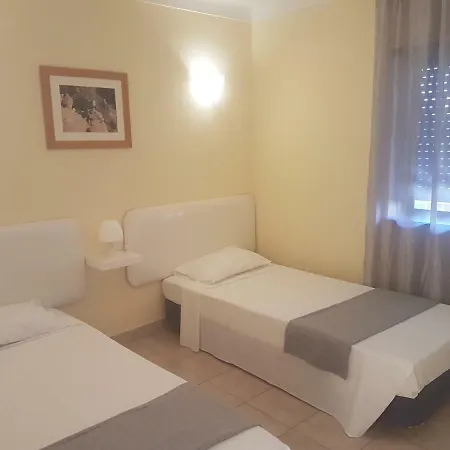 Yaholidays Портиман