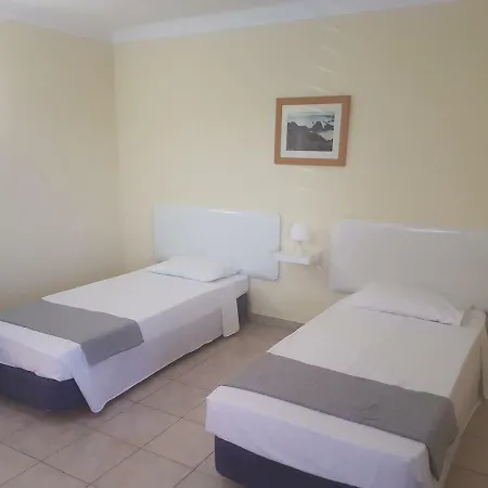 Πανσιόν Yaholidays *