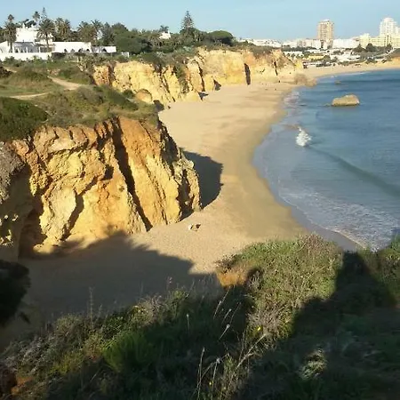 Πανσιόν Yaholidays *