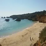 Гостевой дом Yaholidays